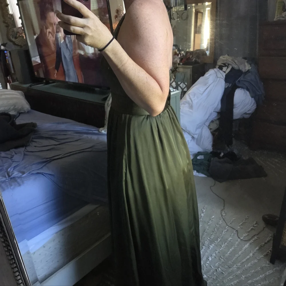 Vera Wang White Label Green Formal Halter Dress - Picture 4 of 9